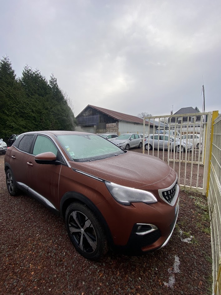 PEUGEOT 3008 1.5L BLUEHDI 130CV ALLURE 